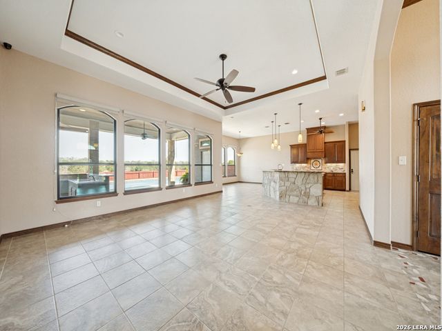 201 Abrego Lake, Floresville, TX 78114