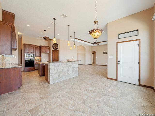 201 Abrego Lake, Floresville, TX 78114