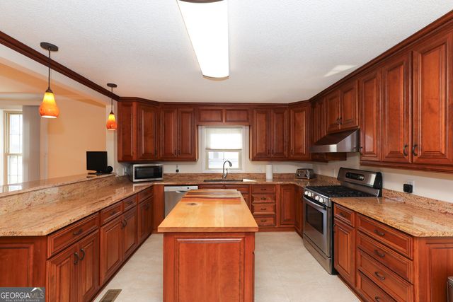 5474 Vickery Street, Lavonia, GA 30553