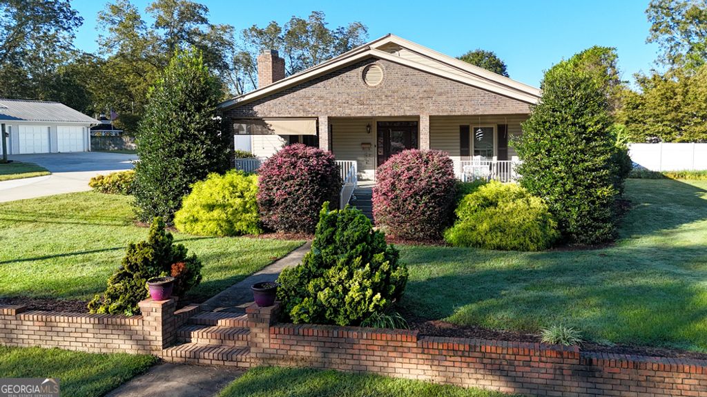 5474 Vickery Street, Lavonia, GA 30553