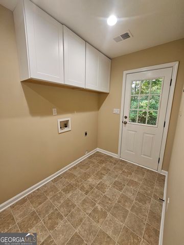 25 Hearthstone Drive, Stockbridge, GA 30281
