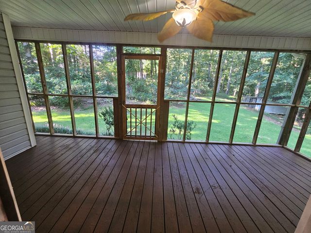 25 Hearthstone Drive, Stockbridge, GA 30281