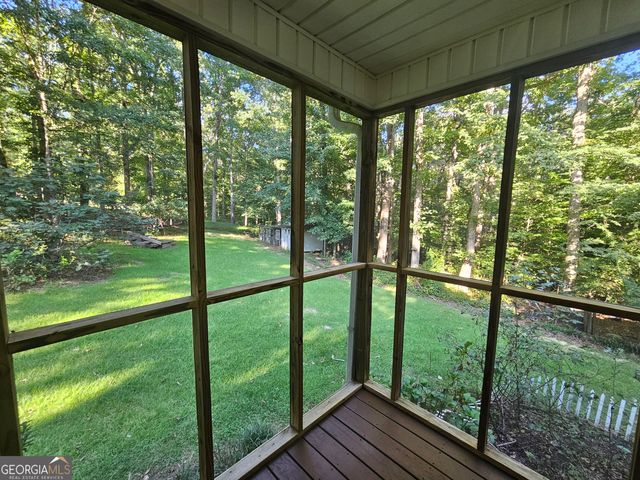 25 Hearthstone Drive, Stockbridge, GA 30281
