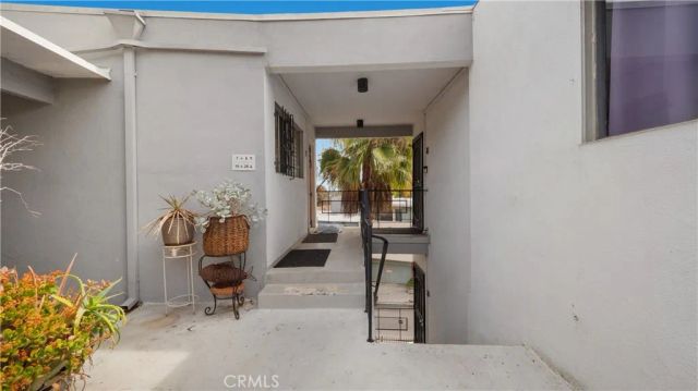 4431 Don Ricardo Drive 20, Los Angeles, CA 90008