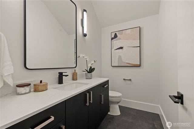 13982 Manzanita Road NE, Bainbridge Island, WA 98110