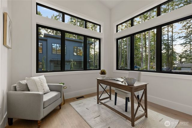 13982 Manzanita Road NE, Bainbridge Island, WA 98110