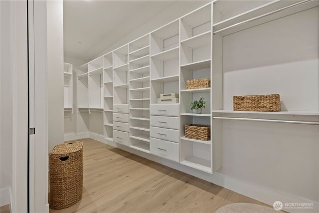 13982 Manzanita Road NE, Bainbridge Island, WA 98110