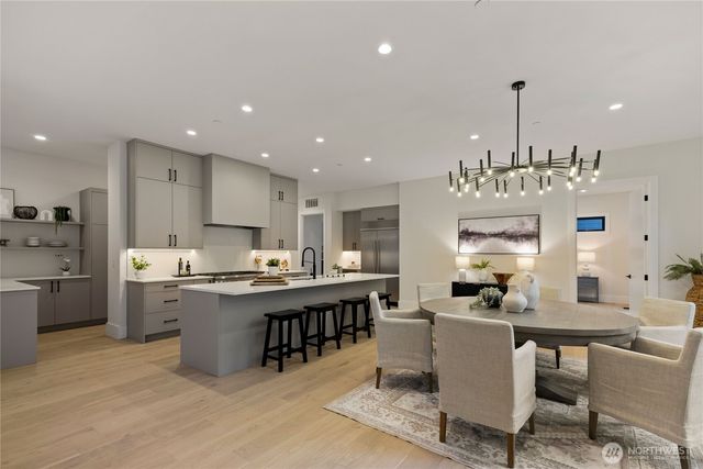 13982 Manzanita Road NE, Bainbridge Island, WA 98110