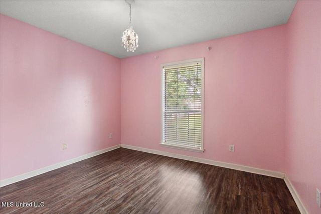 204 Cherry Bark Drive, Brandon, MS 39047