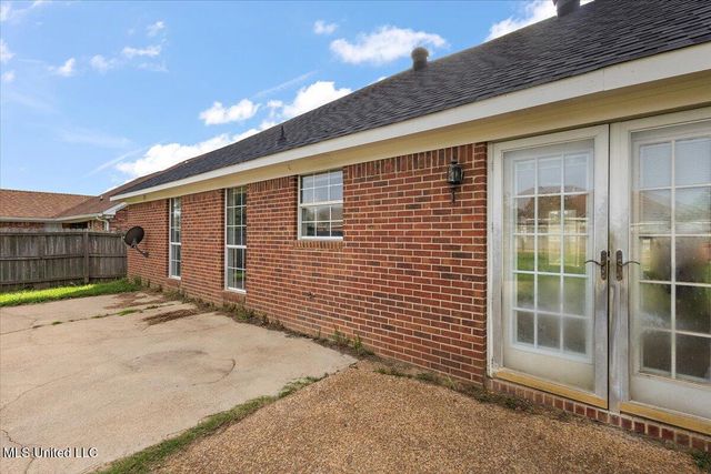 204 Cherry Bark Drive, Brandon, MS 39047