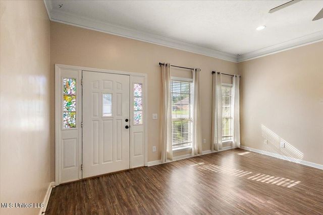 204 Cherry Bark Drive, Brandon, MS 39047