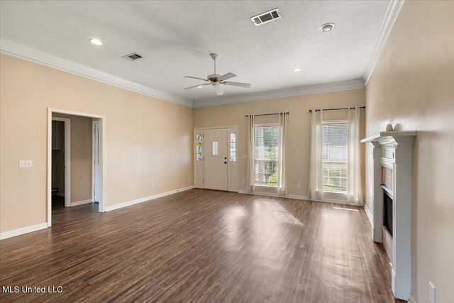204 Cherry Bark Drive, Brandon, MS 39047