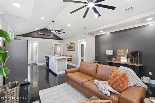 9671 OLD PLANK Road, Jacksonville, FL 32220