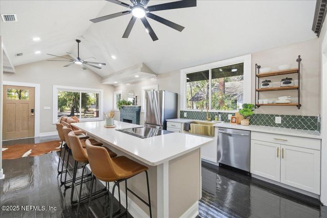 9671 OLD PLANK Road, Jacksonville, FL 32220