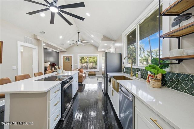 9671 OLD PLANK Road, Jacksonville, FL 32220