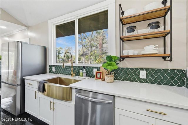 9671 OLD PLANK Road, Jacksonville, FL 32220