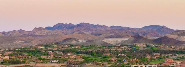 36 Thorn Creek Street, Henderson, NV 89011