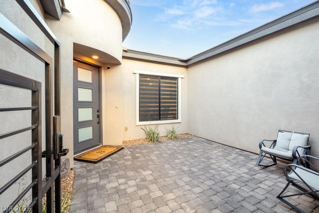 36 Thorn Creek Street, Henderson, NV 89011