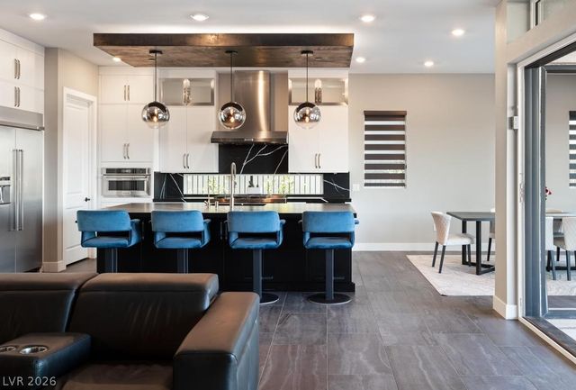 36 Thorn Creek Street, Henderson, NV 89011