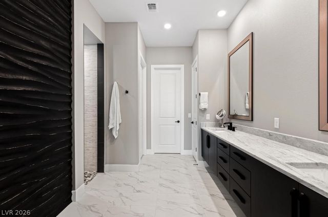 36 Thorn Creek Street, Henderson, NV 89011