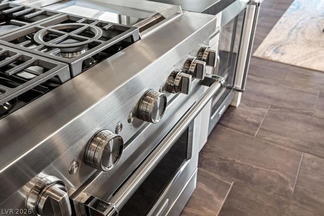 36 Thorn Creek Street, Henderson, NV 89011