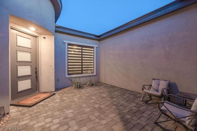 36 Thorn Creek Street, Henderson, NV 89011