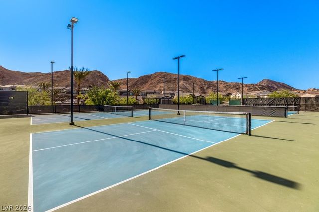 36 Thorn Creek Street, Henderson, NV 89011