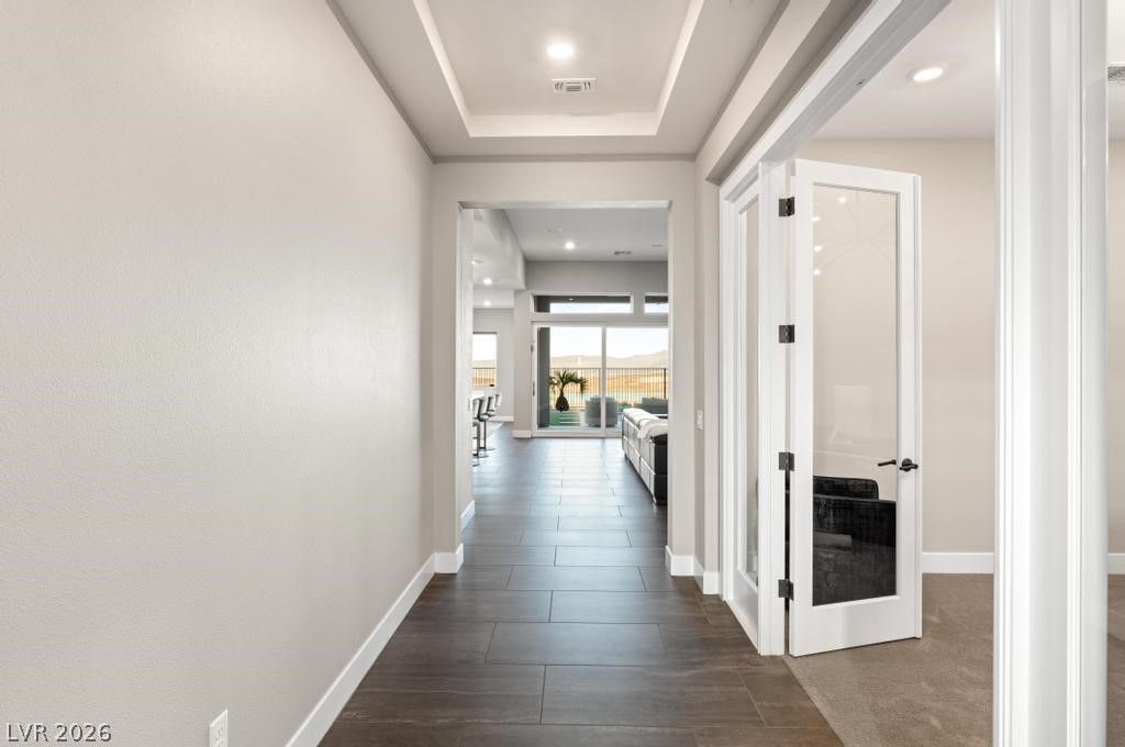 Image 16 of property listing at 36 Thorn Creek Street, Henderson, NV 89011