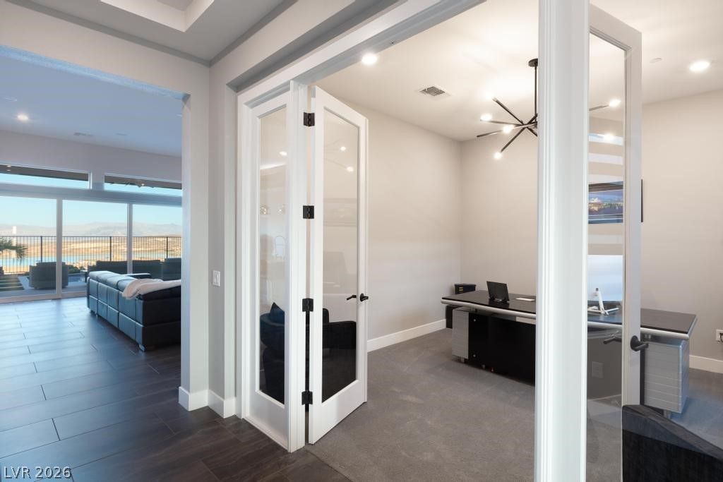 Image 25 of property listing at 36 Thorn Creek Street, Henderson, NV 89011