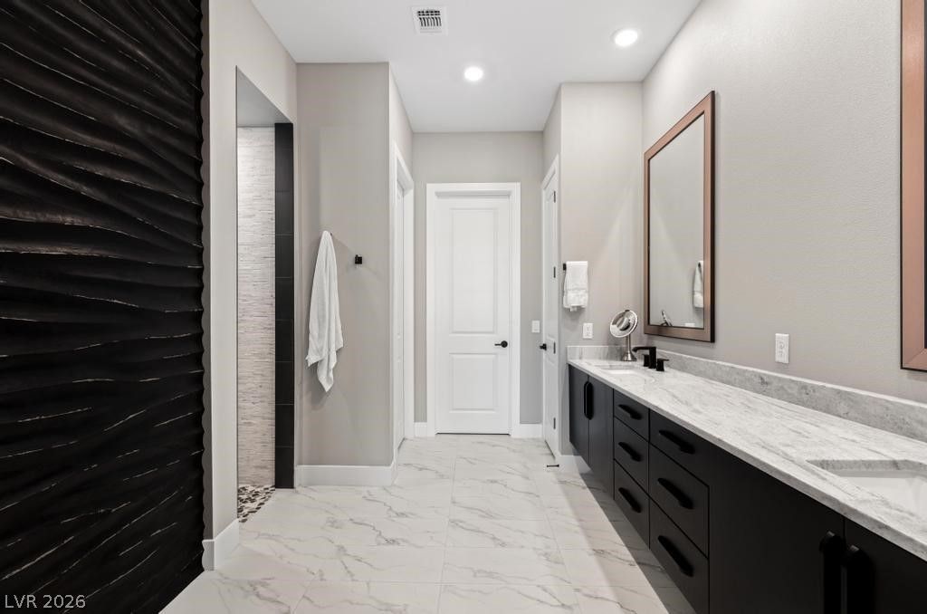 Image 36 of property listing at 36 Thorn Creek Street, Henderson, NV 89011