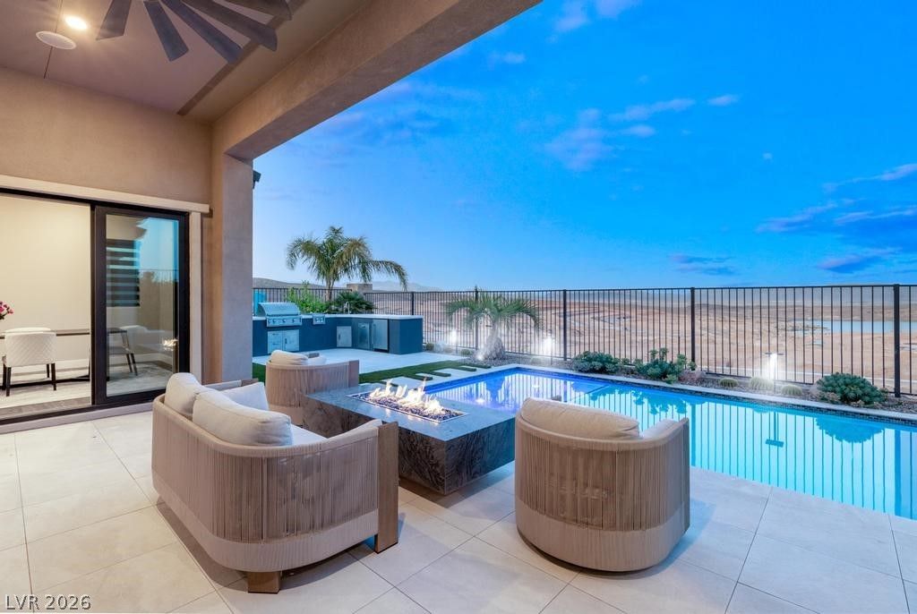 Image 52 of property listing at 36 Thorn Creek Street, Henderson, NV 89011