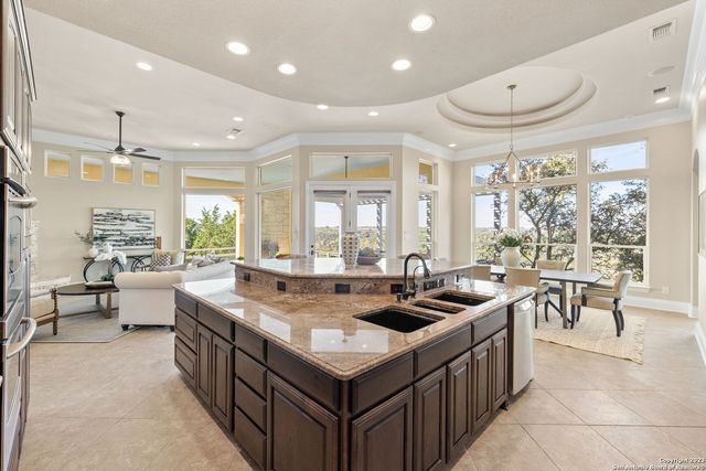 204 Paradise Point, Boerne, TX 78006