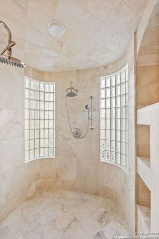 204 Paradise Point, Boerne, TX 78006