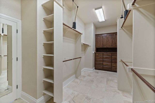 204 Paradise Point, Boerne, TX 78006