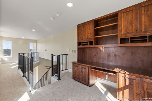 204 Paradise Point, Boerne, TX 78006