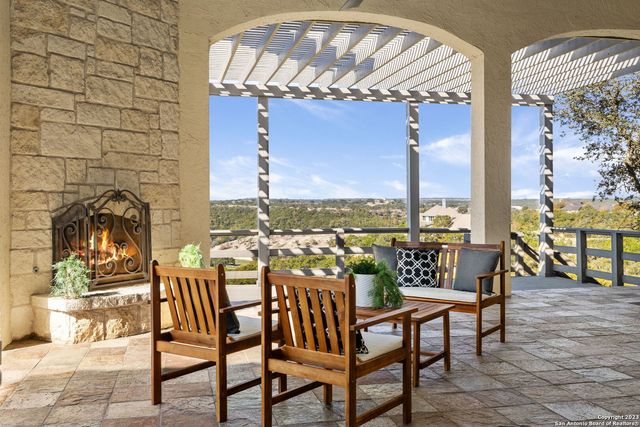 204 Paradise Point, Boerne, TX 78006