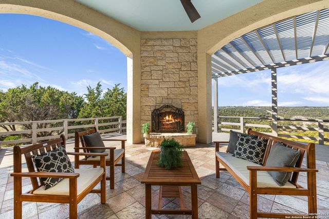 204 Paradise Point, Boerne, TX 78006