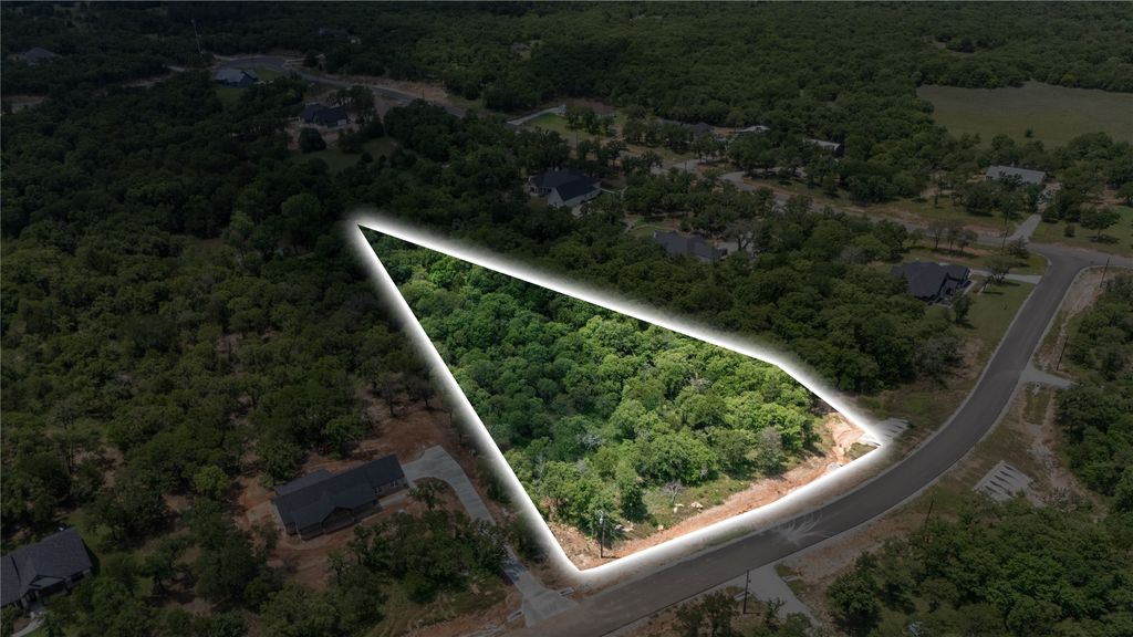 255 Creek Crossing Street, Alvord, TX 76225