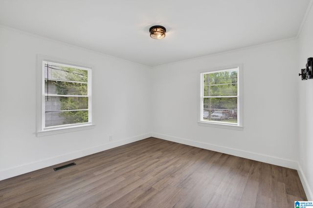 137 BAKER AVENUE, Hueytown, AL 35023