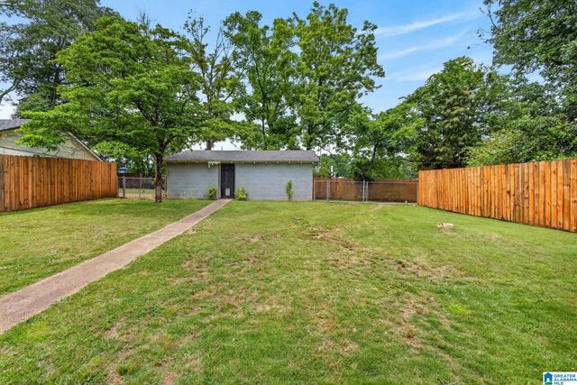 137 BAKER AVENUE, Hueytown, AL 35023