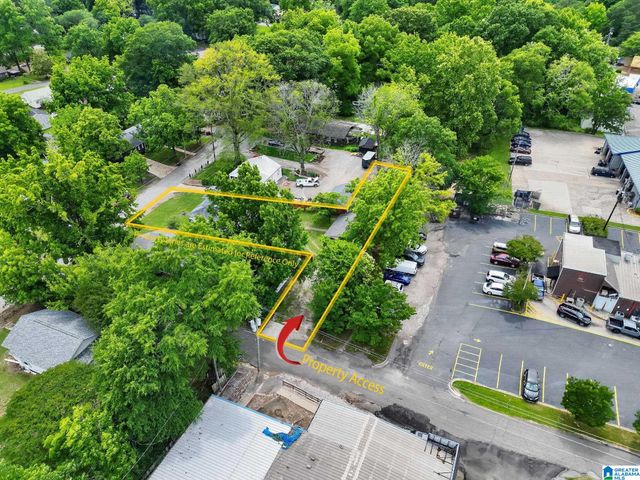 137 BAKER AVENUE, Hueytown, AL 35023