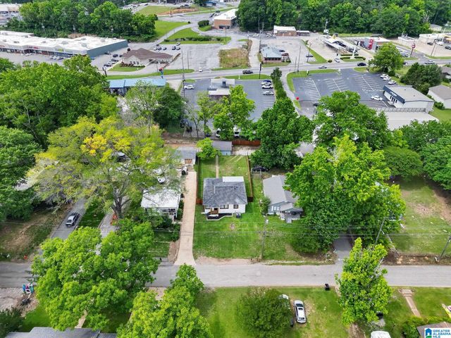 137 BAKER AVENUE, Hueytown, AL 35023