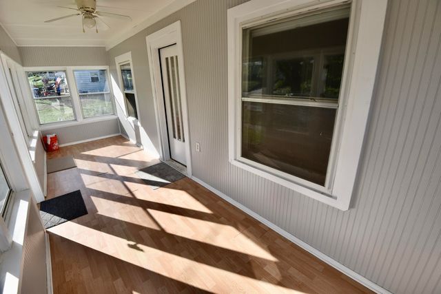 12 MARIAN Avenue, Council Bluffs, IA 51503