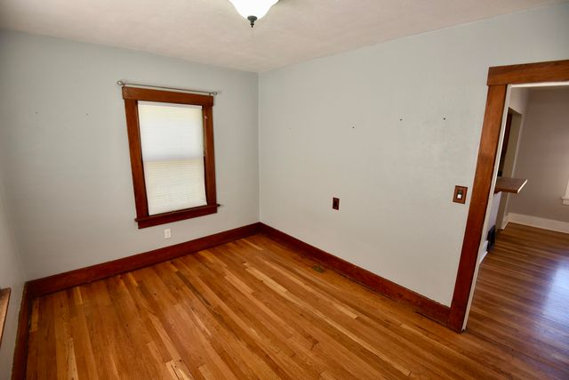 12 MARIAN Avenue, Council Bluffs, IA 51503