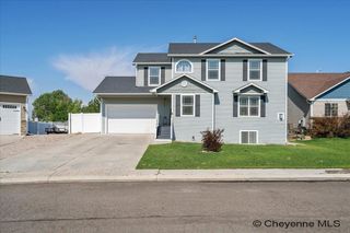4904 TOPAZ DR, Cheyenne, WY 82009
