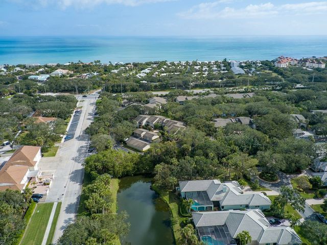 101 W Park Shores Circle 2W, Vero Beach, FL 32963