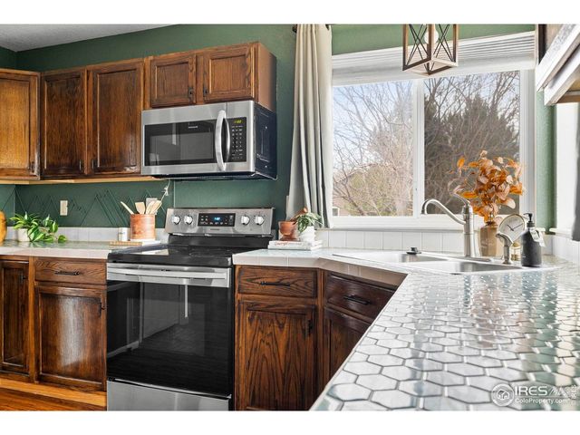 808 Kaitlyn Cir, Loveland, CO 80537