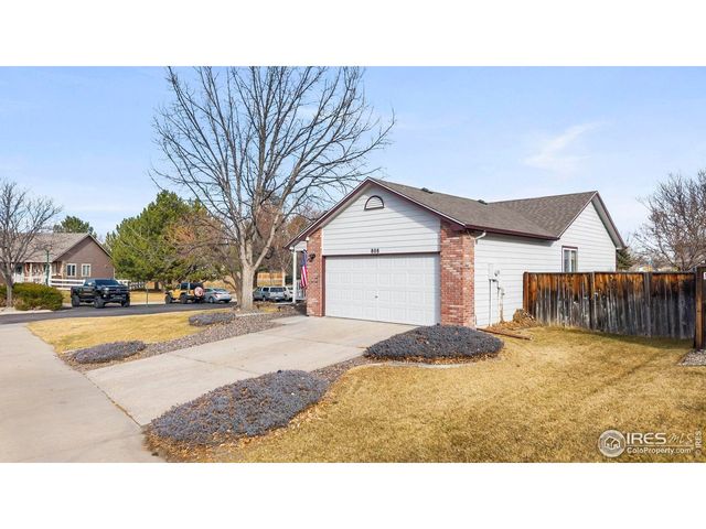 808 Kaitlyn Cir, Loveland, CO 80537