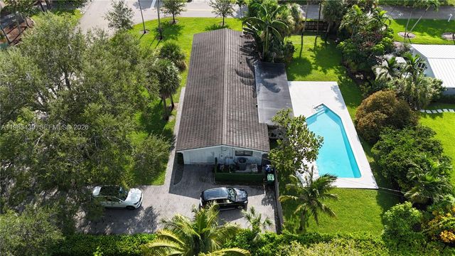 7340 SW 105th Ter, Pinecrest, FL 33156