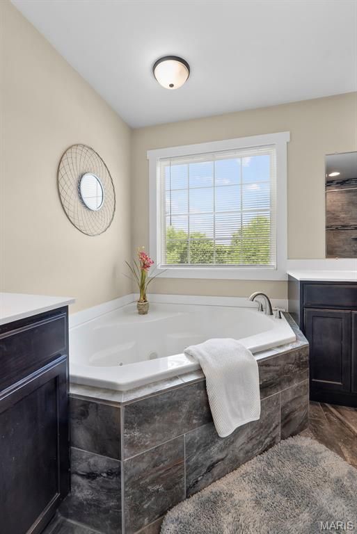 Image 18 of property listing at 100 Stull Drive, Benton, MO 63736